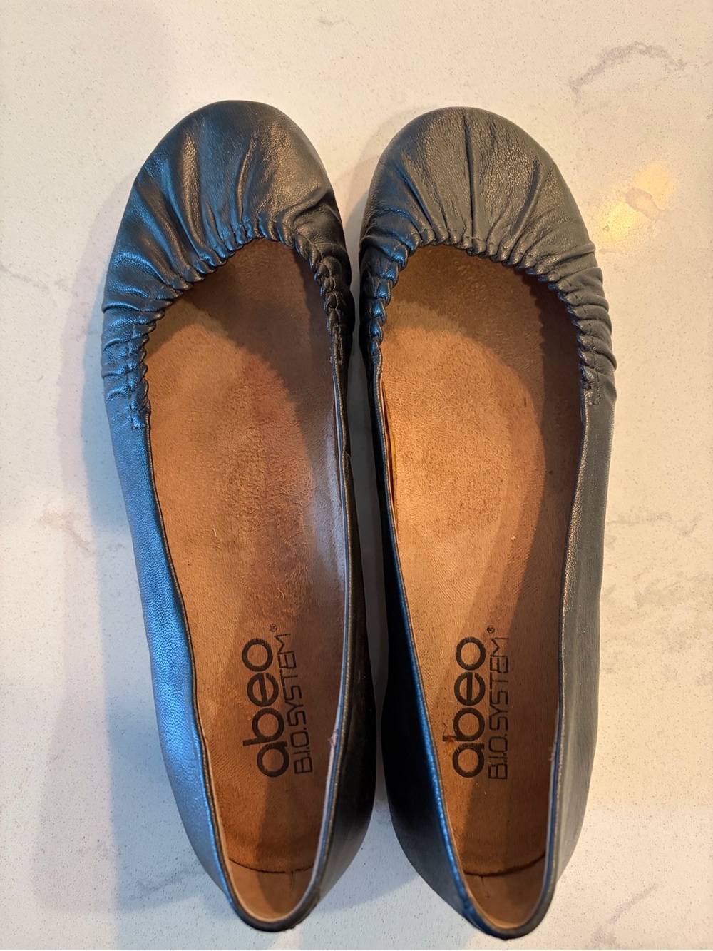 Abeo Black Leather Ballet Flats, 8N